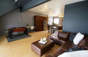 520 Portage Ave, 312